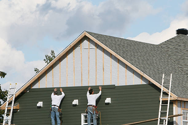 Professional Siding technician working in Rogers, MN